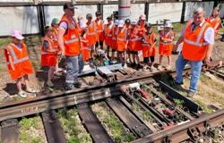 Научить детей правилам безопасности на железной дороге.